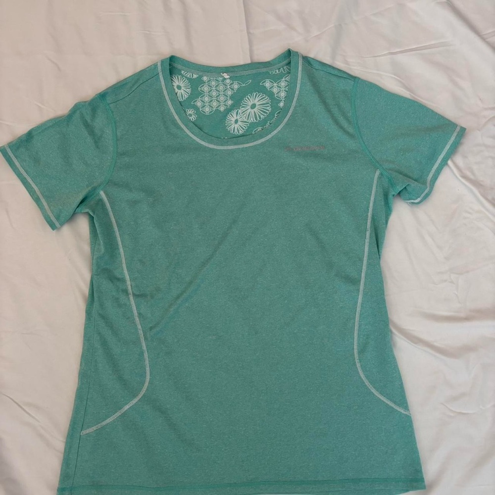 Brooks workout top